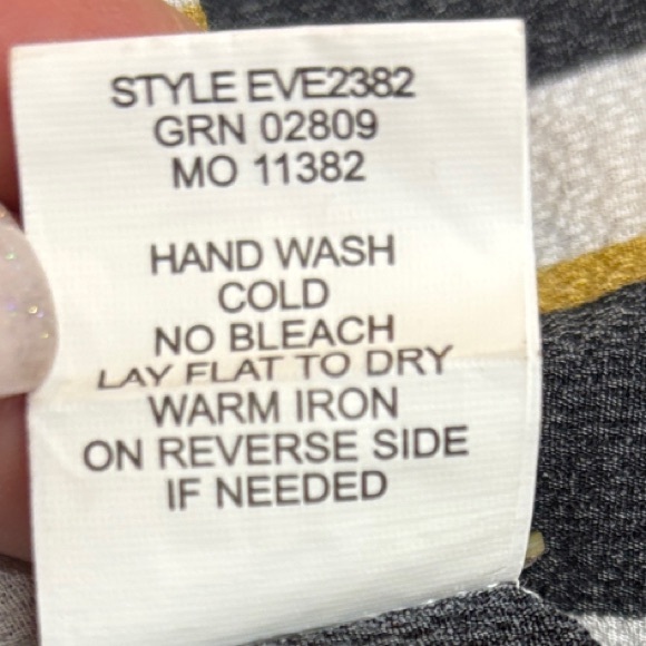 Fig and Flower Anthropologie Boho Mix Print Floral Striped Peasant Blouse Size L - Picture 10 of 10